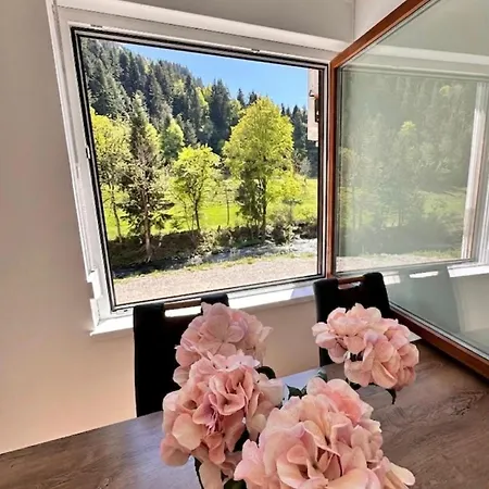Rina Apartments, Cozy Riverside In Luce, Near Logar Valley Luce