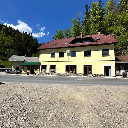 Rina Apartments, Cozy Riverside In Luce, Near Logar Valley * Luce